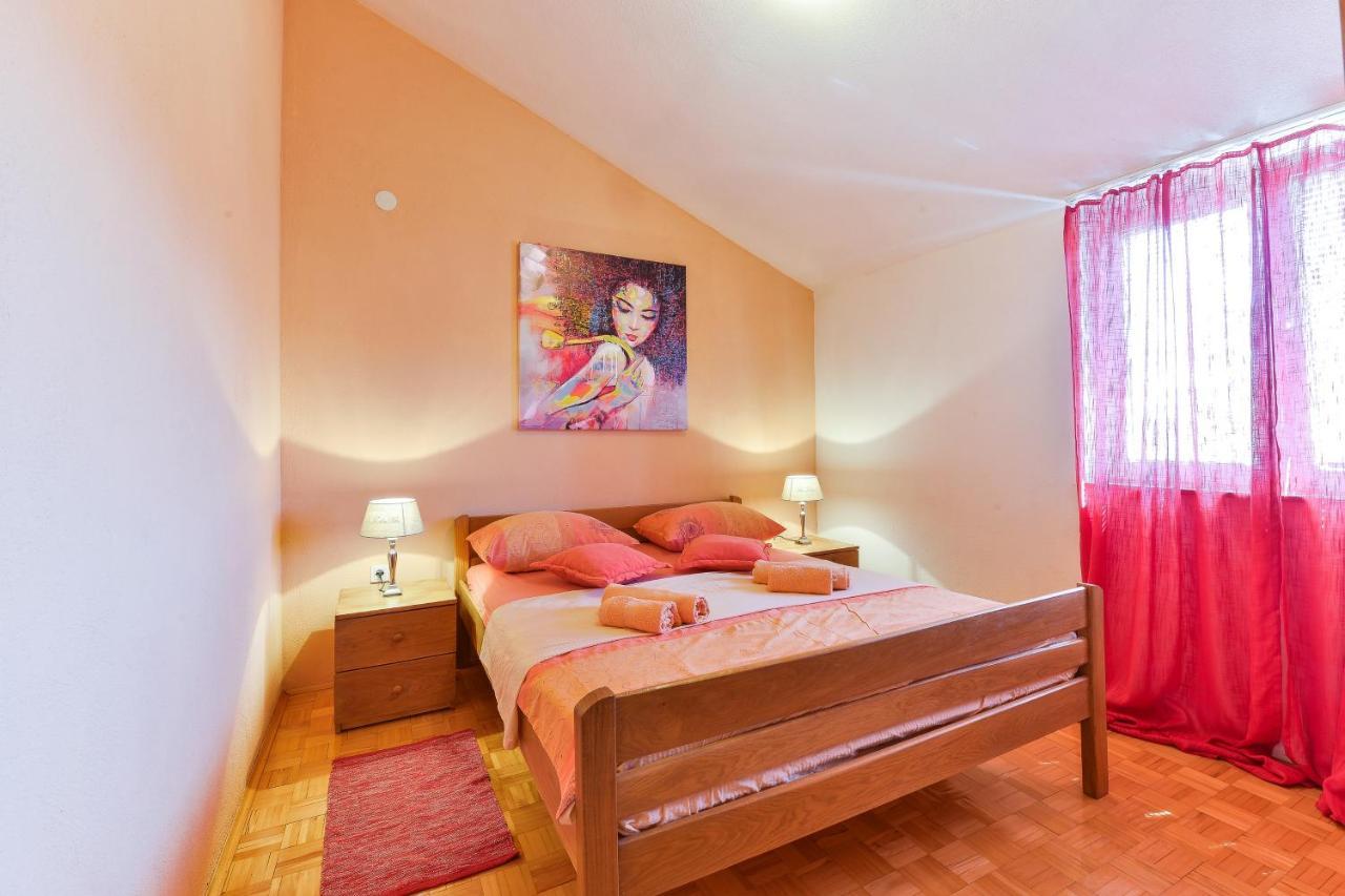 Family Friendly Apartments With A Swimming Pool Zadar - 18098 المظهر الخارجي الصورة